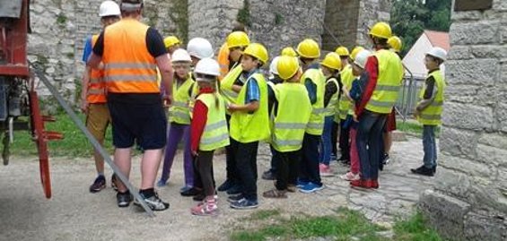Visit by the "Children of Chernobyl"