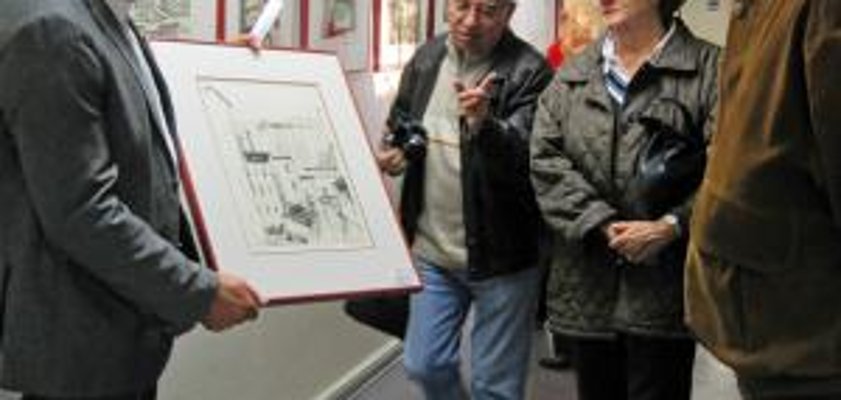 Exposition d'art de la RDA à la mairie de la commune de Rüdersdorf près de Berlin