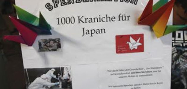 1000 Kraniche für Japan auf dem Rüdersdorfer Markt