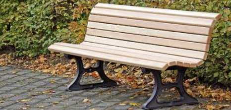 Paten für Parkbänke auf dem neuen Marktplatz gesucht